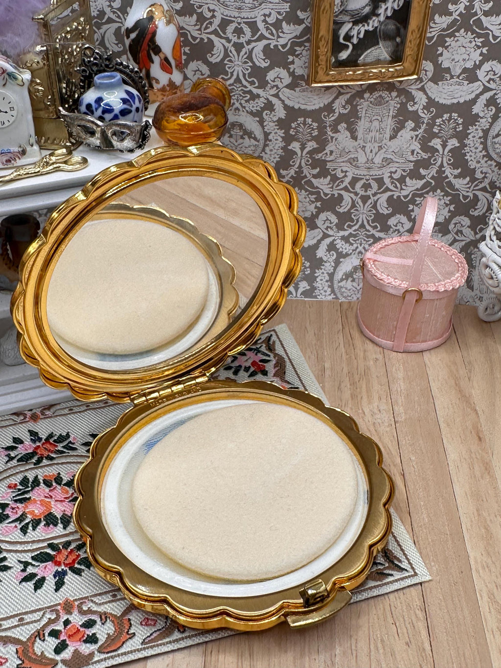 Vintage Kigu Convertible Powder Compact – Boxed Unused – Bronze Enamel – Complete Set