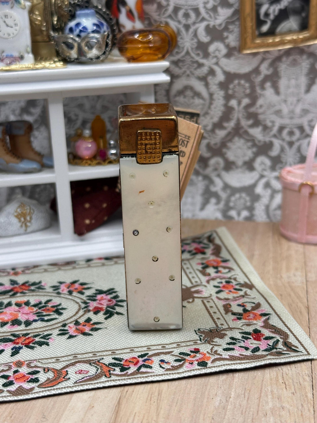 Vintage Kotler & Kopit K and K Genuine Mother of Pearl Lipstick Holder – 6.5cm