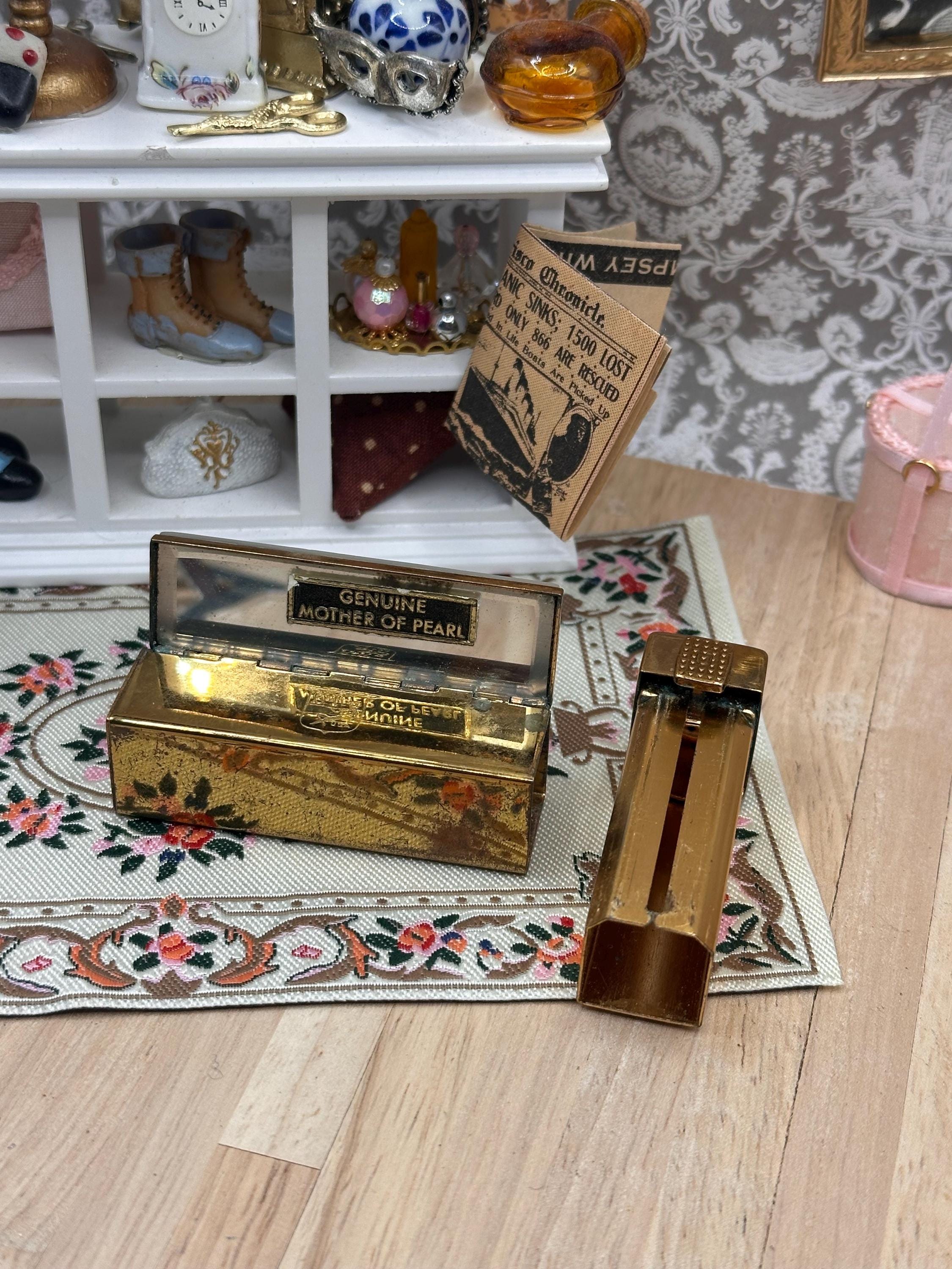 Vintage Kotler & Kopit K and K Genuine Mother of Pearl Lipstick Holder – 6.5cm