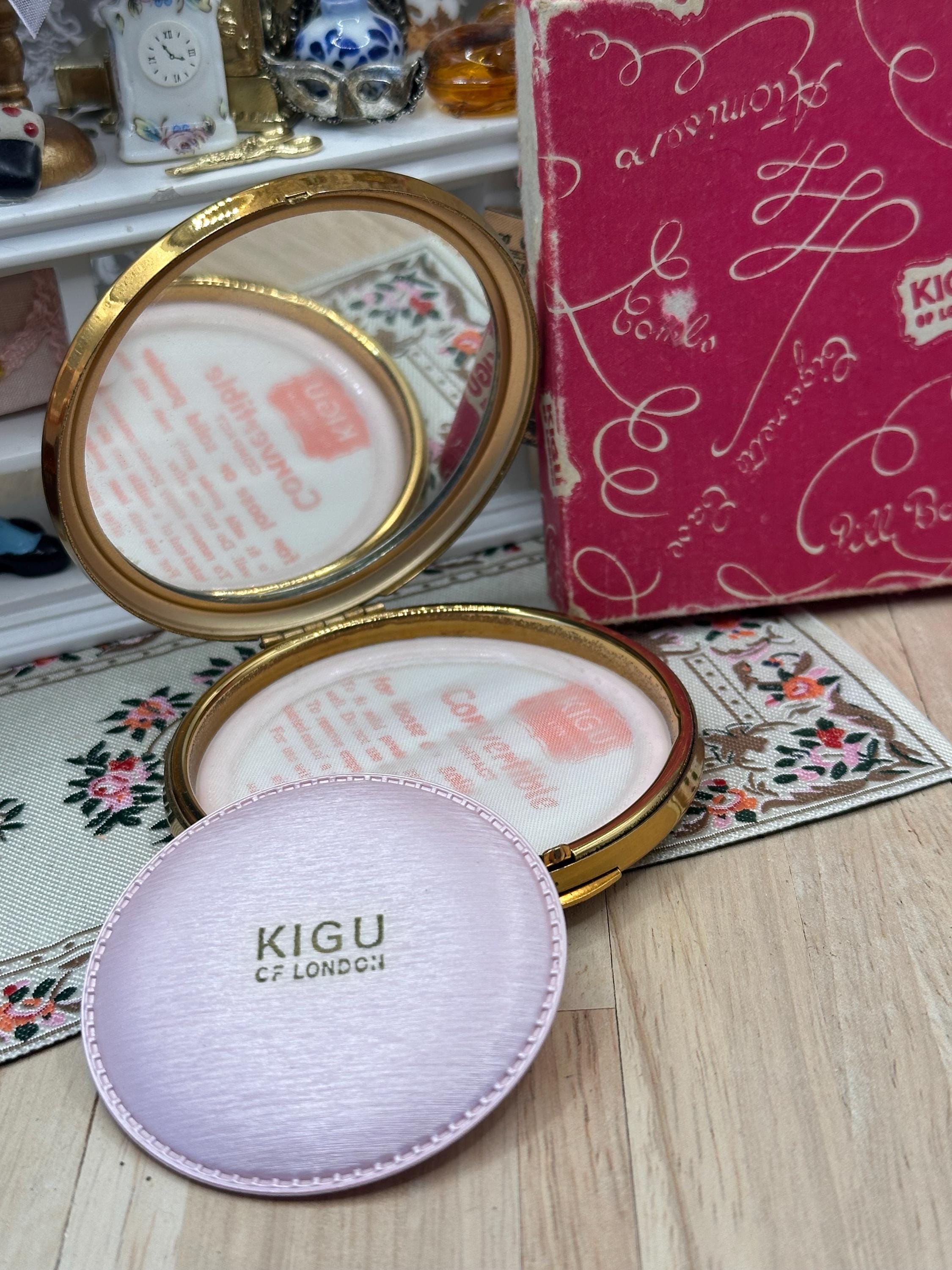 Vintage Kigu of London Gold Powder Compact – Starburst Design – Boxed Complete 8cm