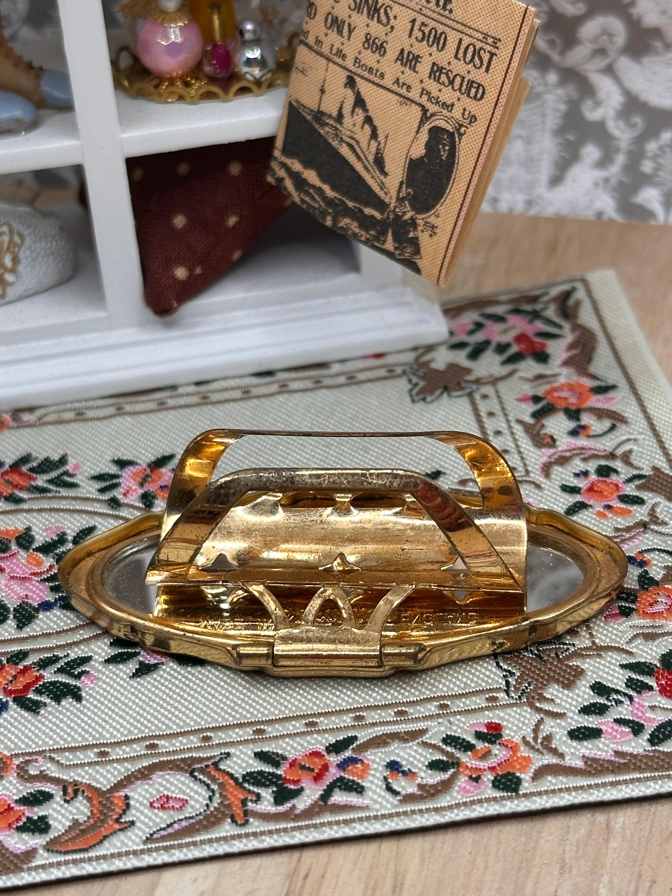 Vintage Stratton Lip View Folding Handbag Mirror Gold Tone Engine Turned 6cm