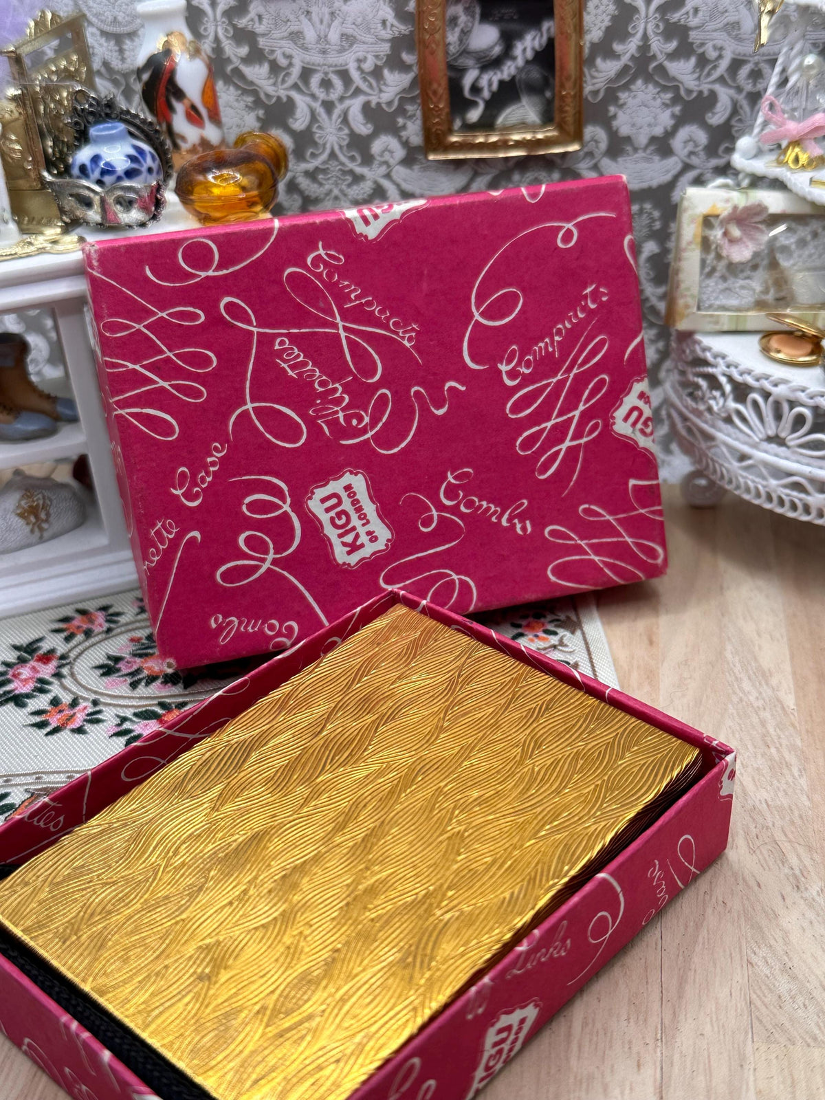 Vintage Kigu Cigarette Case Boxed Unused Gold Tone Feather Design with Pouch