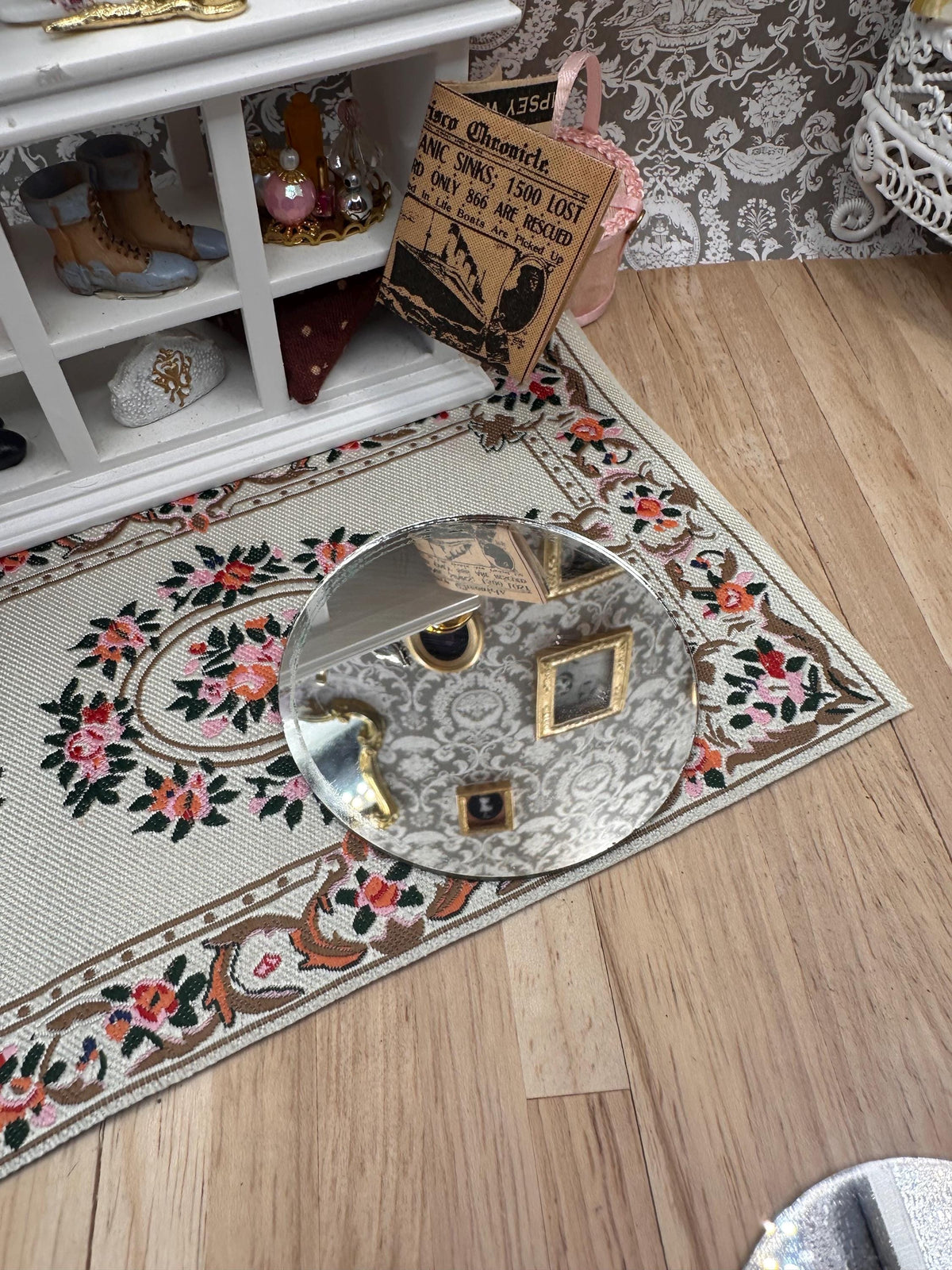 Vintage Compact Replacement Mirror Glass – Genuine Salvaged Vanity Compact Spare – Various Sizes & Shapes