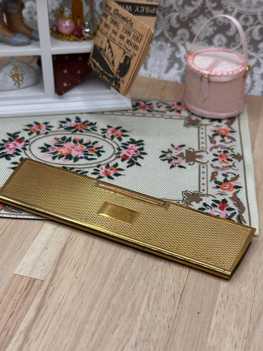 Vintage Mascot Handbag Comb Gold Tone Textured Case Tortoiseshell Effect 10.5cm