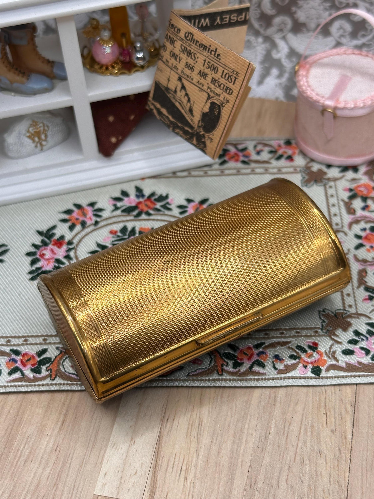 Vintage Kigu Barrel Lipstick Cigarette Case Blue Floral Roses 7.5cm