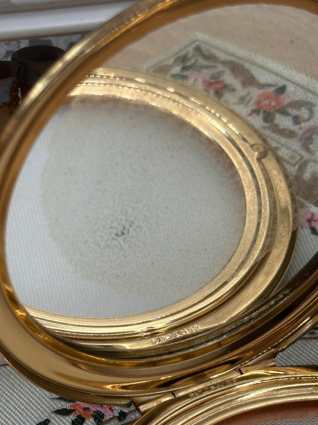 Vintage Stratton Convertible Powder Compact, Boxed Goldtone Leaf Design with Puff & Sifter, 1950s