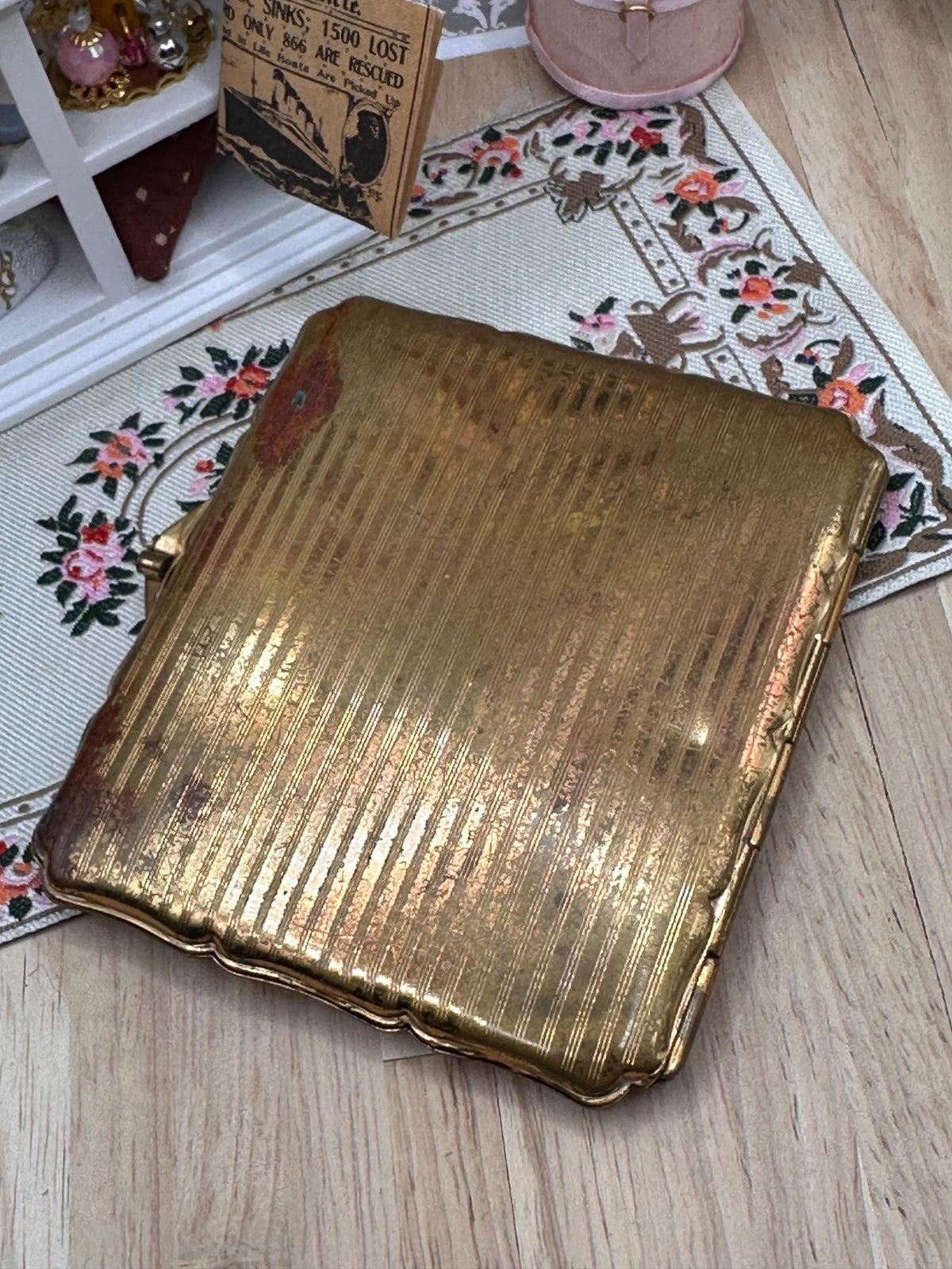 Vintage Stratton Cigarette Case with Blue Flamingo Panel, Gold Tone Metal, 1950s