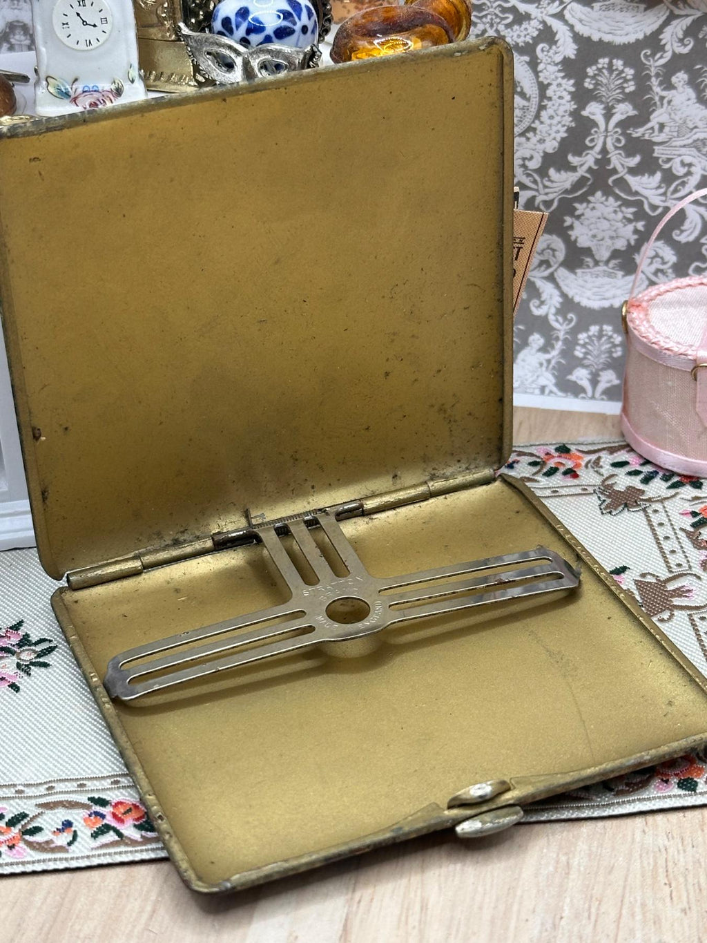Rare 1930s Stratton Brand Art Deco Snakeskin-Effect Cigarette Case – Made in England