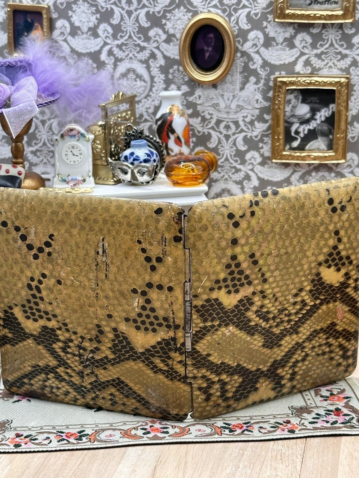 Rare 1930s Stratton Brand Art Deco Snakeskin-Effect Cigarette Case – Made in England