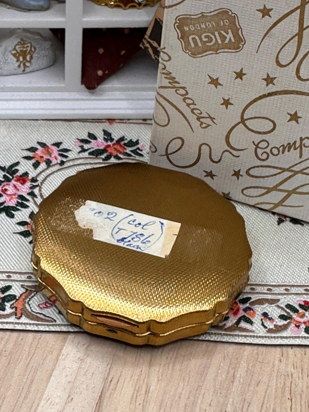 Vintage Kigu Mini Powder Compact, Black Floral Gold Tone, Boxed, 1950s