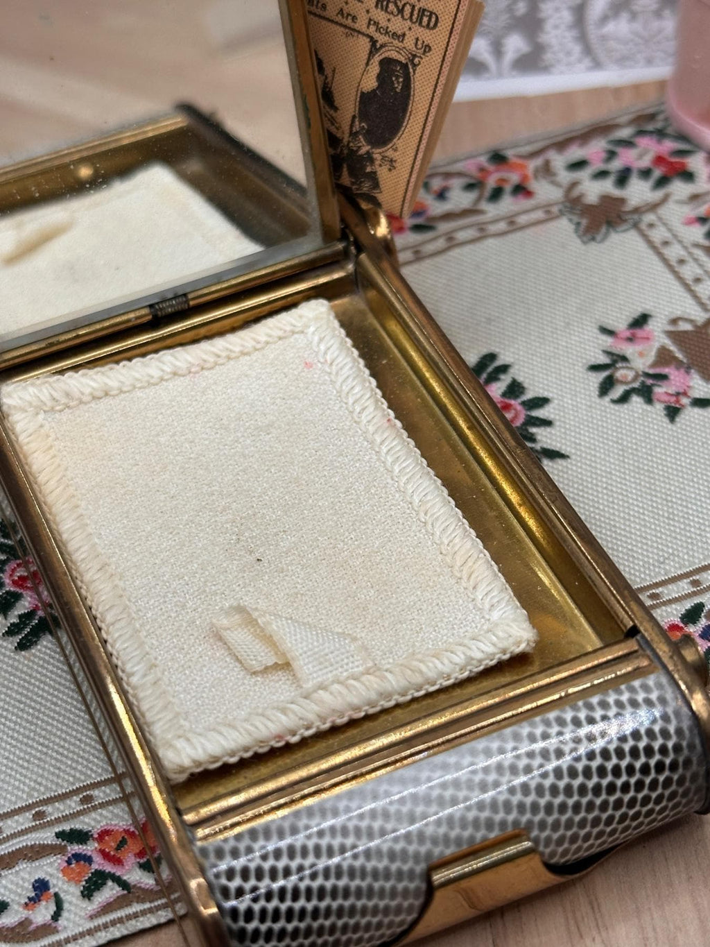 Vintage Art Deco Camera-Shaped Powder Compact with Manicure Set & Concealed Lipstick Tube
