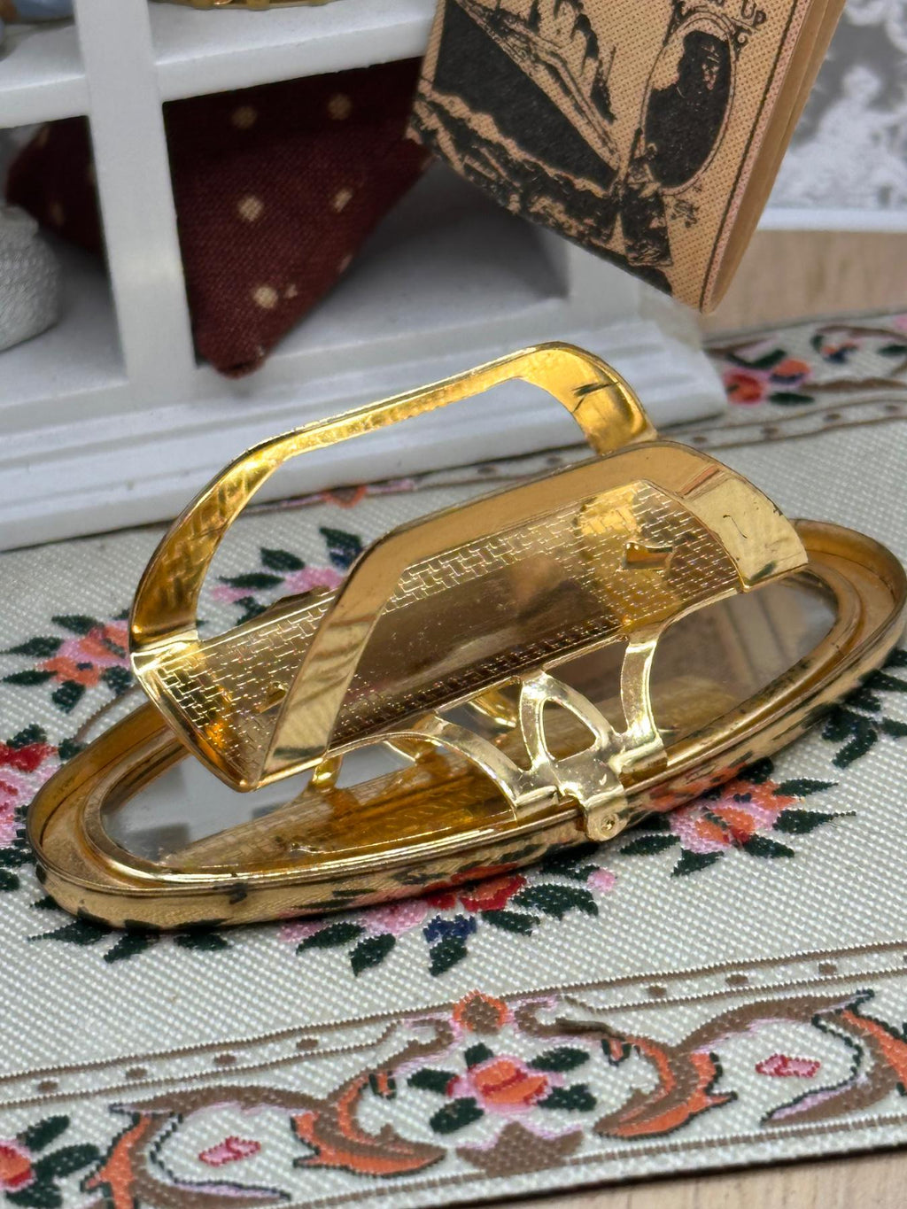 Vintage Stratton Lip View Lipstick Holder Blue Oval Compact Mirror 1960s