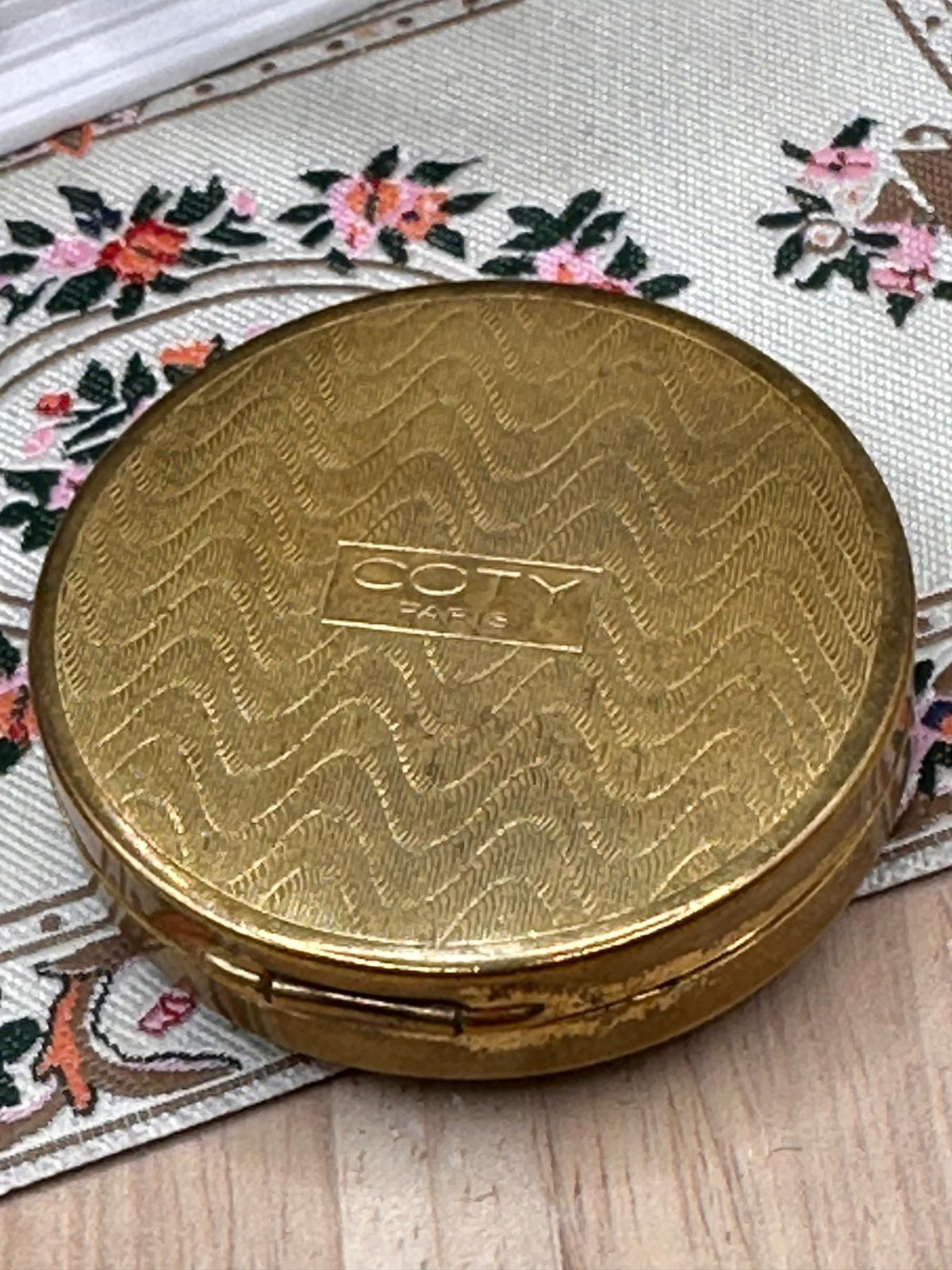 1930s Coty Paris Butterfly Wing Powder Compact – Blue Morpho Hand Painted Woodland Scene