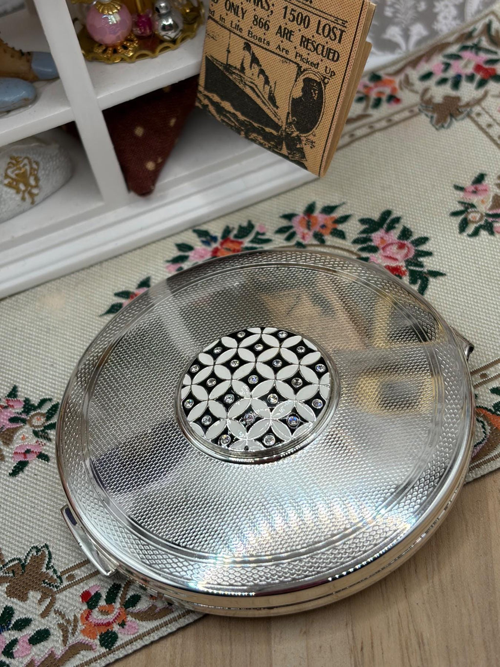 Vintage Stratton Powder Compact White Enamel Rhinestone Appliqué with Puff & Quilted Pouch, 1970s