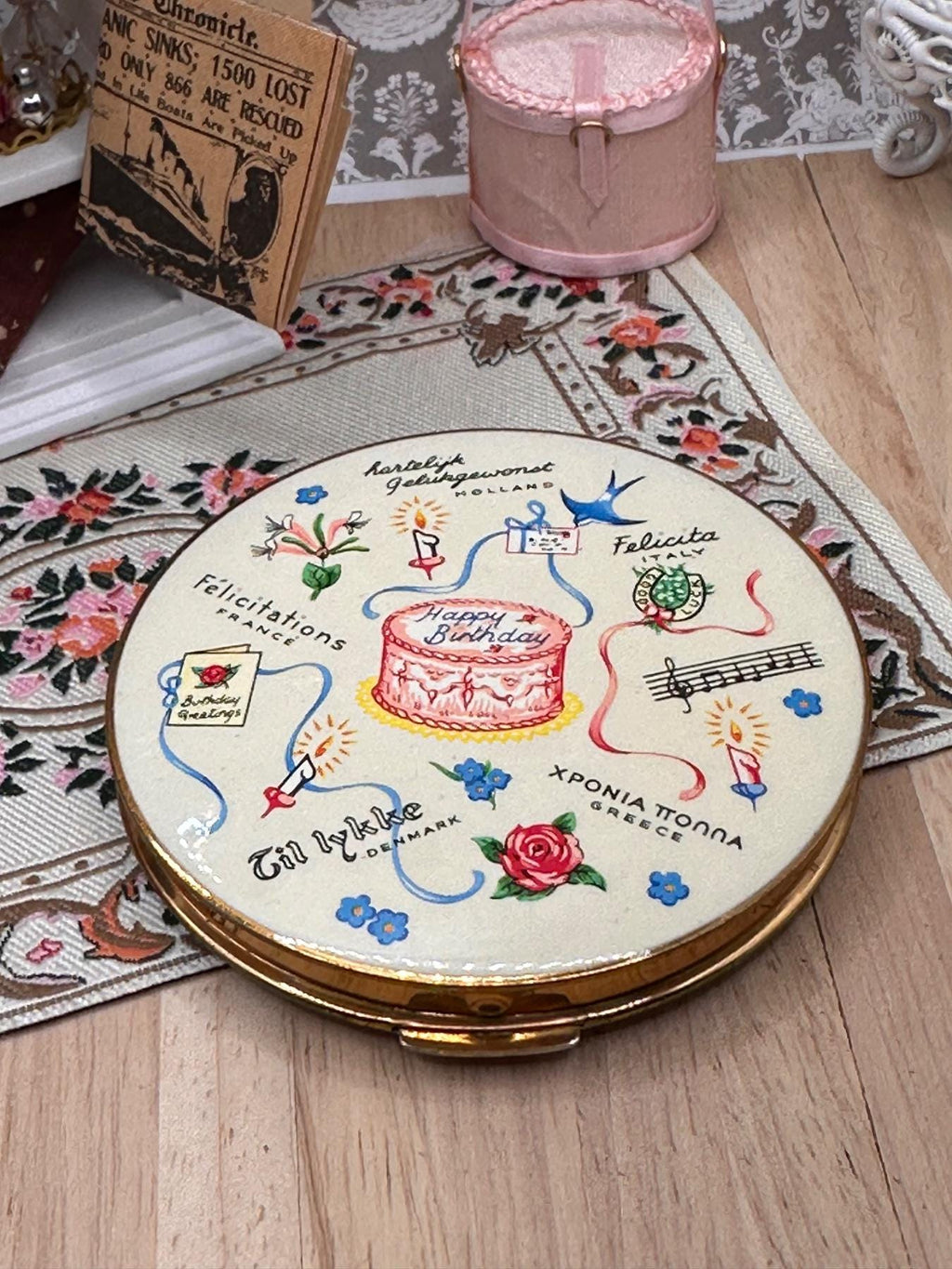 Rare Vintage Stratton Happy Birthday Powder Compact – Multilingual Enamel Design