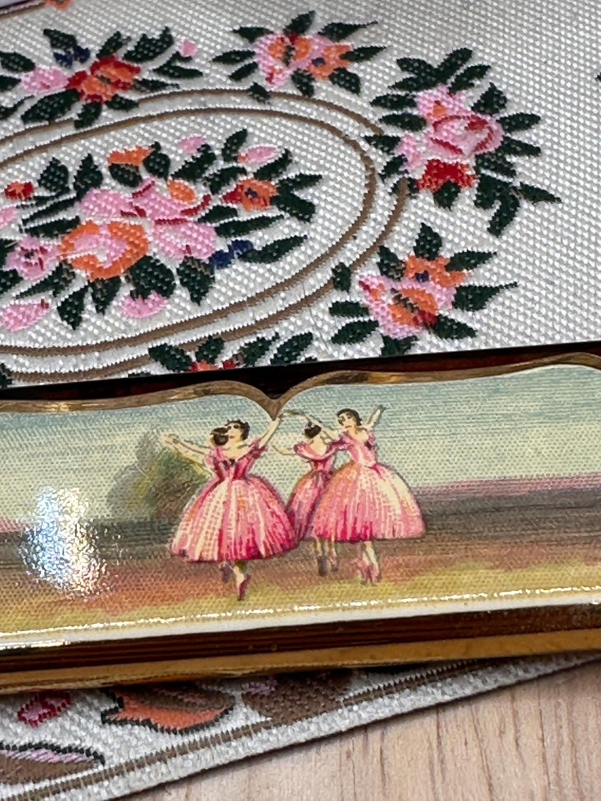 Rare Vintage Stratton Ballerina Folding Comb with Ballet Scene, 1950s