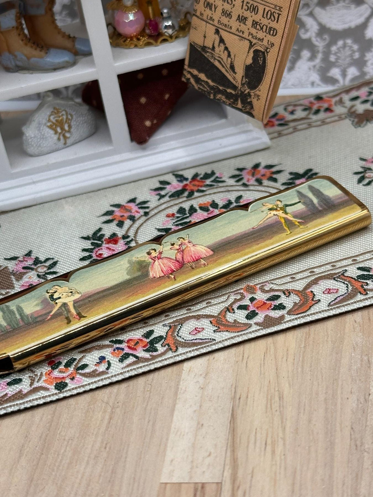 Rare Vintage Stratton Ballerina Folding Comb with Ballet Scene, 1950s