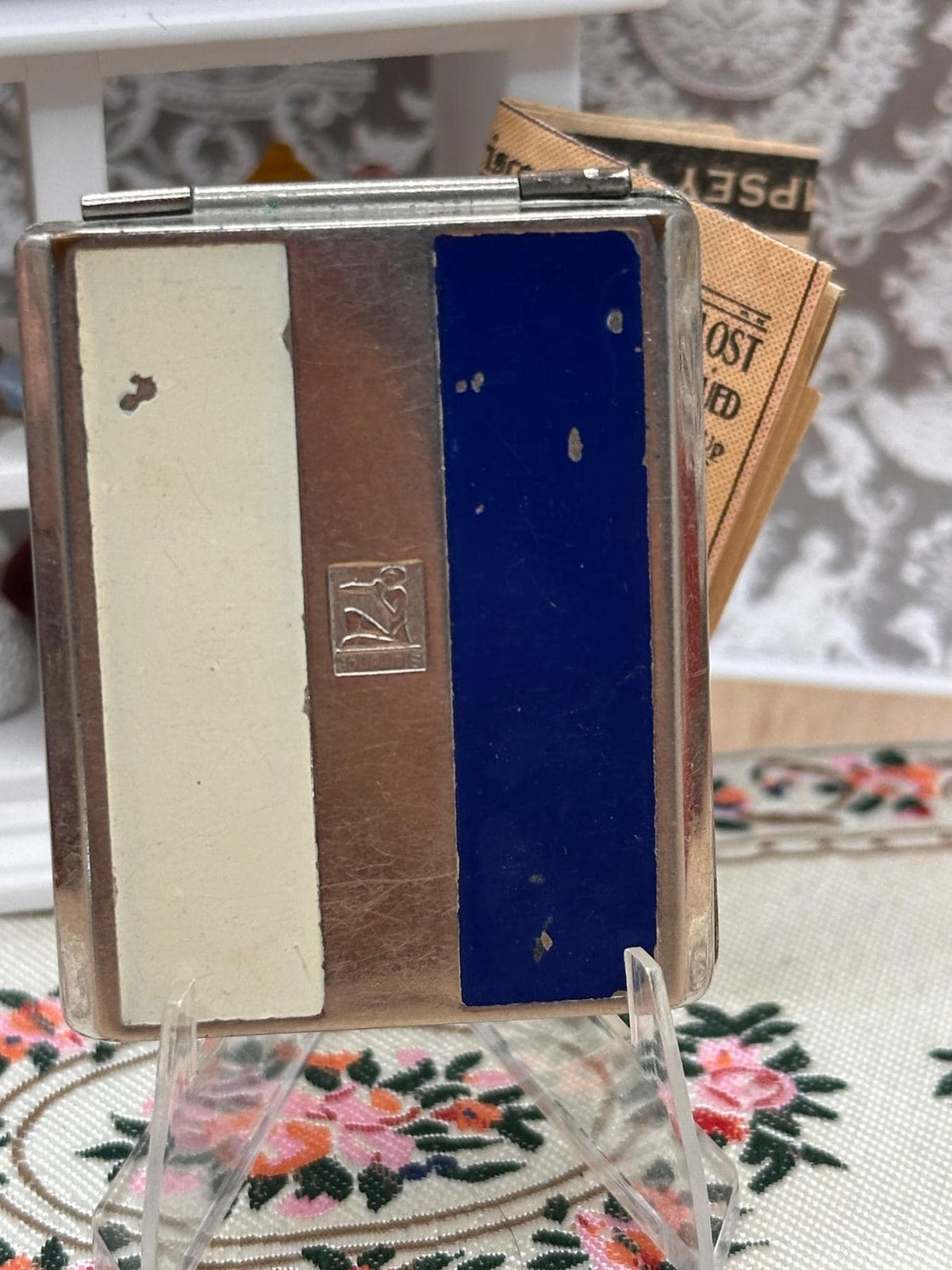 1930s Bourjois Vintage Powder Compact – Blue & Ivory Art Deco Design
