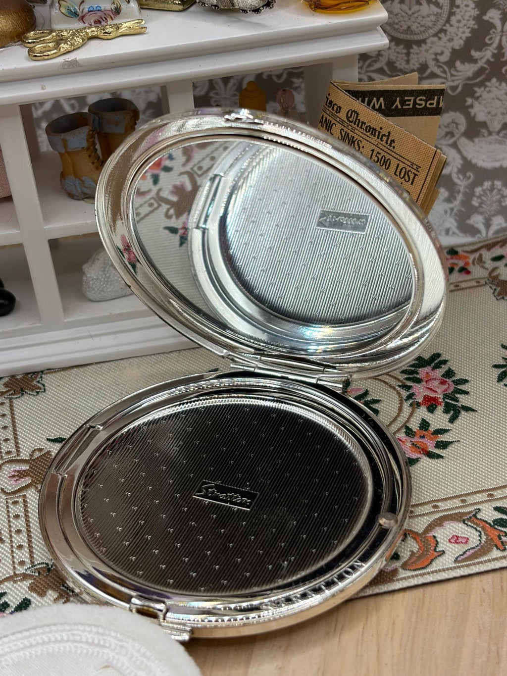 Vintage Stratton Powder Compact White Enamel Rhinestone Appliqué with Puff & Quilted Pouch, 1970s