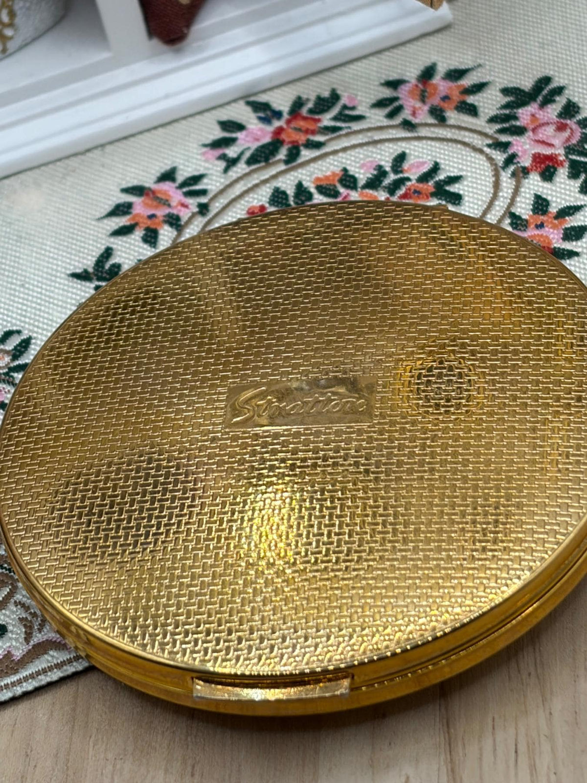 Vintage Stratton Giselle Ballerina Powder Compact with Puff & Sifter, 1970s