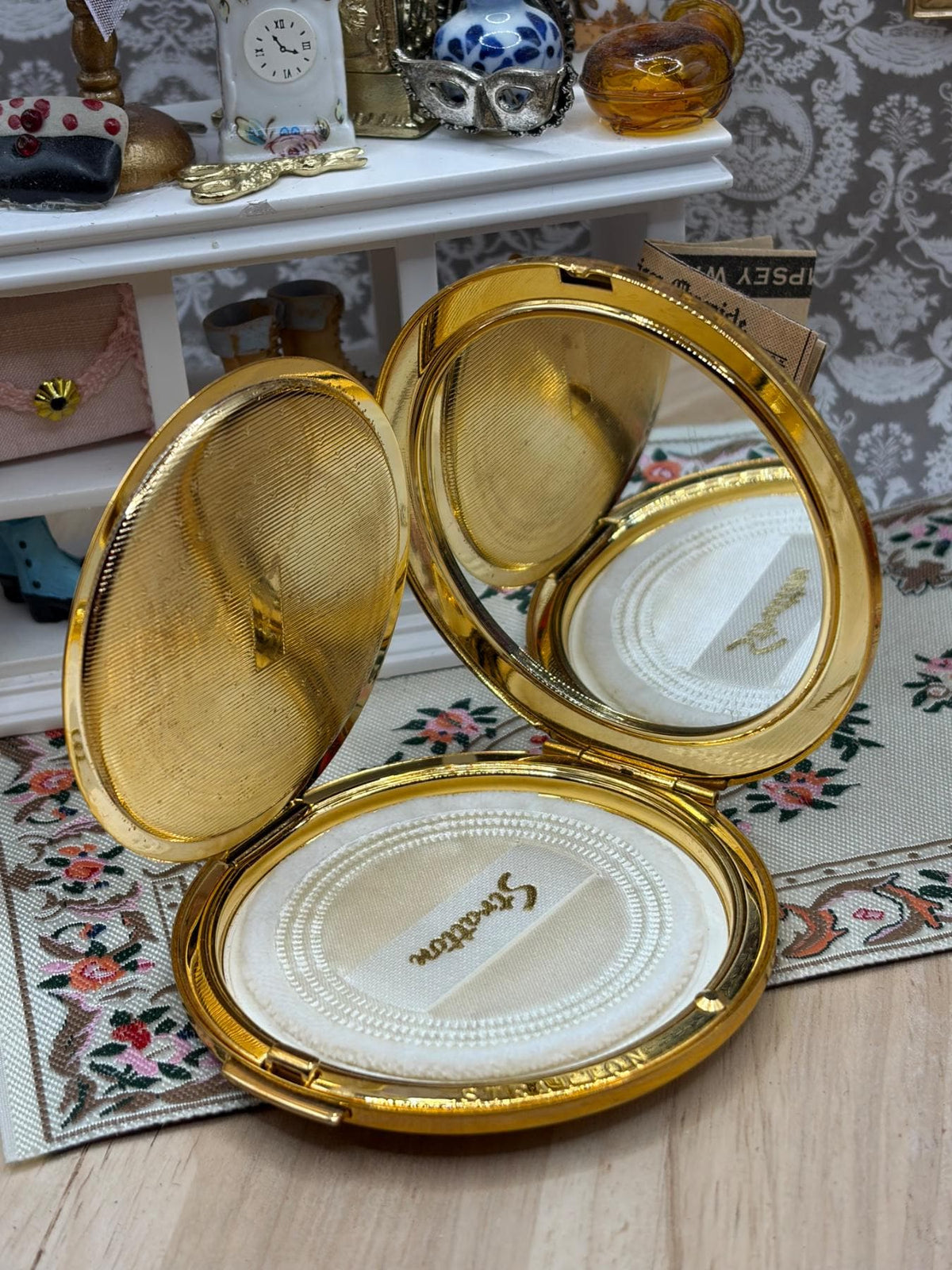 Vintage Stratton Giselle Ballerina Powder Compact with Puff & Sifter, 1970s