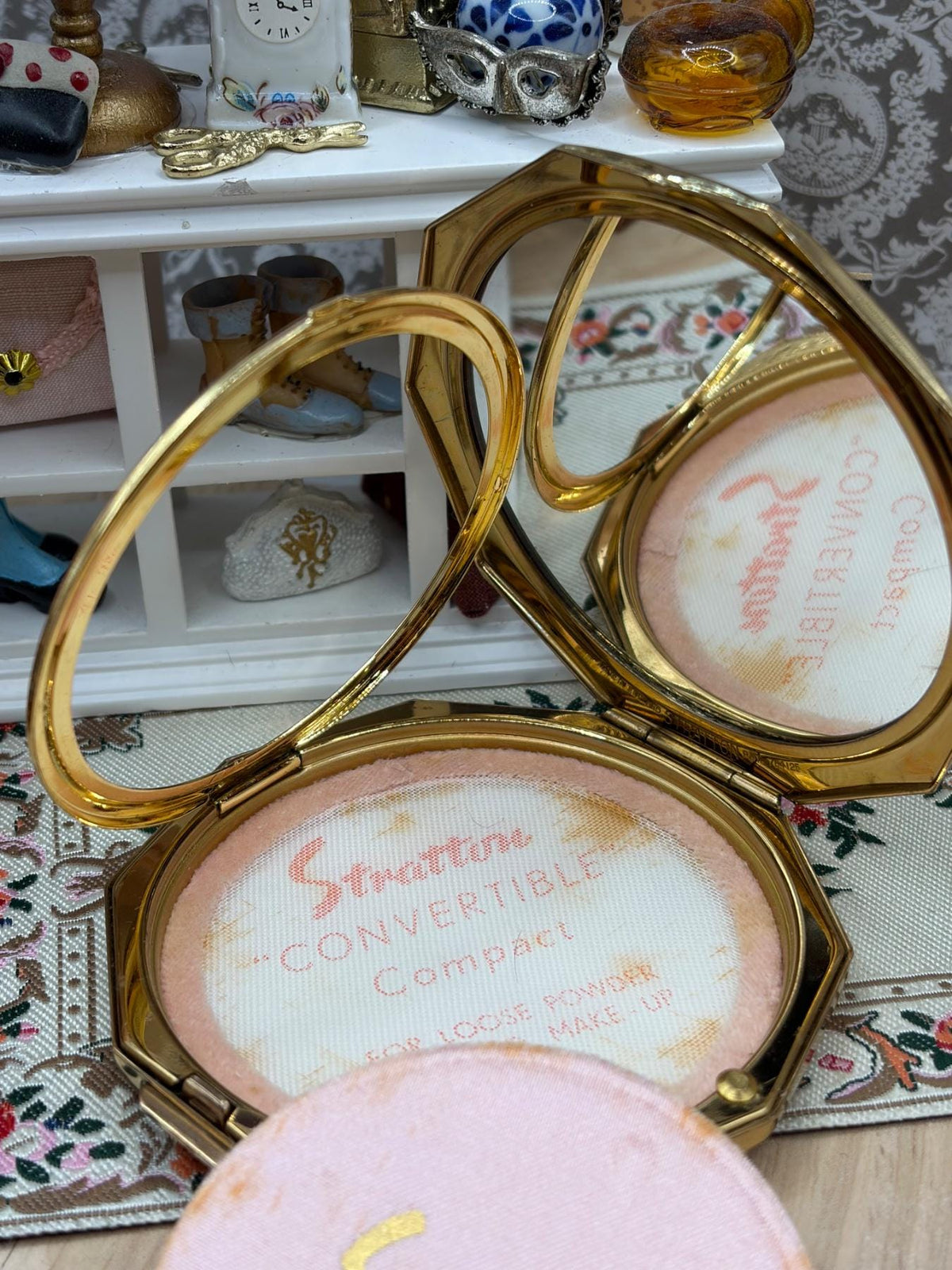 Vintage Stratton Convertible Powder Compact Goldtone Faux Pearl Floral Octagonal 1960s