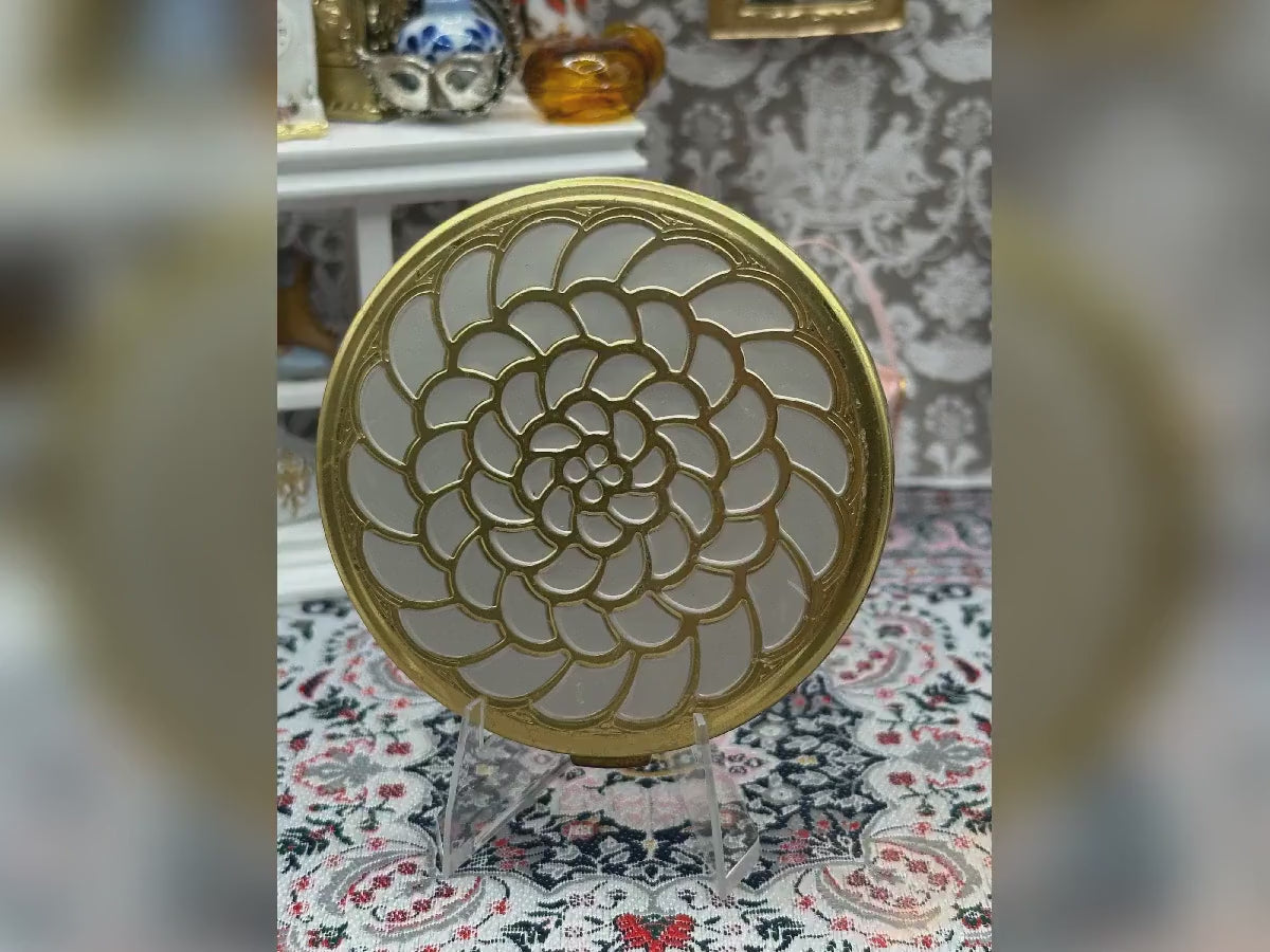 Vintage Guerlain Powder Compact Mirror – Meteorites Éclats de Nacre Millennium 2000 Limited Edition Collectible