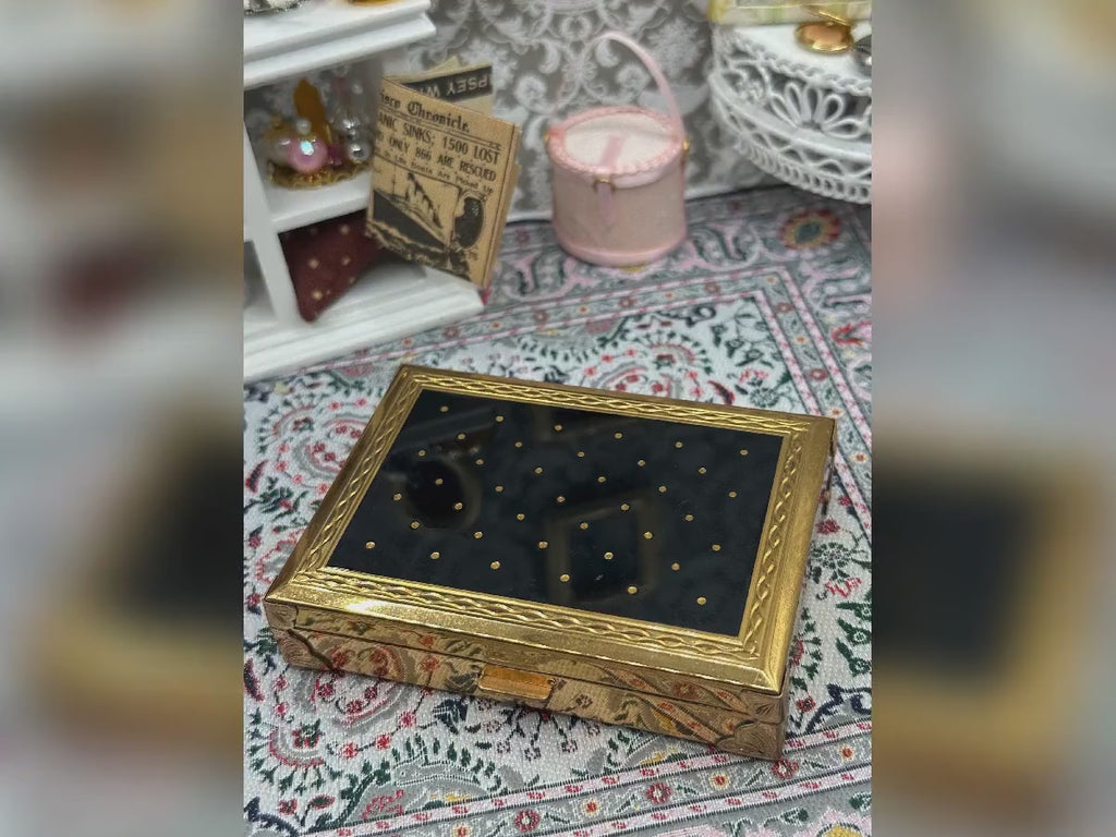 Carene Reuge Ste-Croix Swiss Musical Compact – Plays ‘The Blue Danube’, Black & Gold, Vintage Vanity