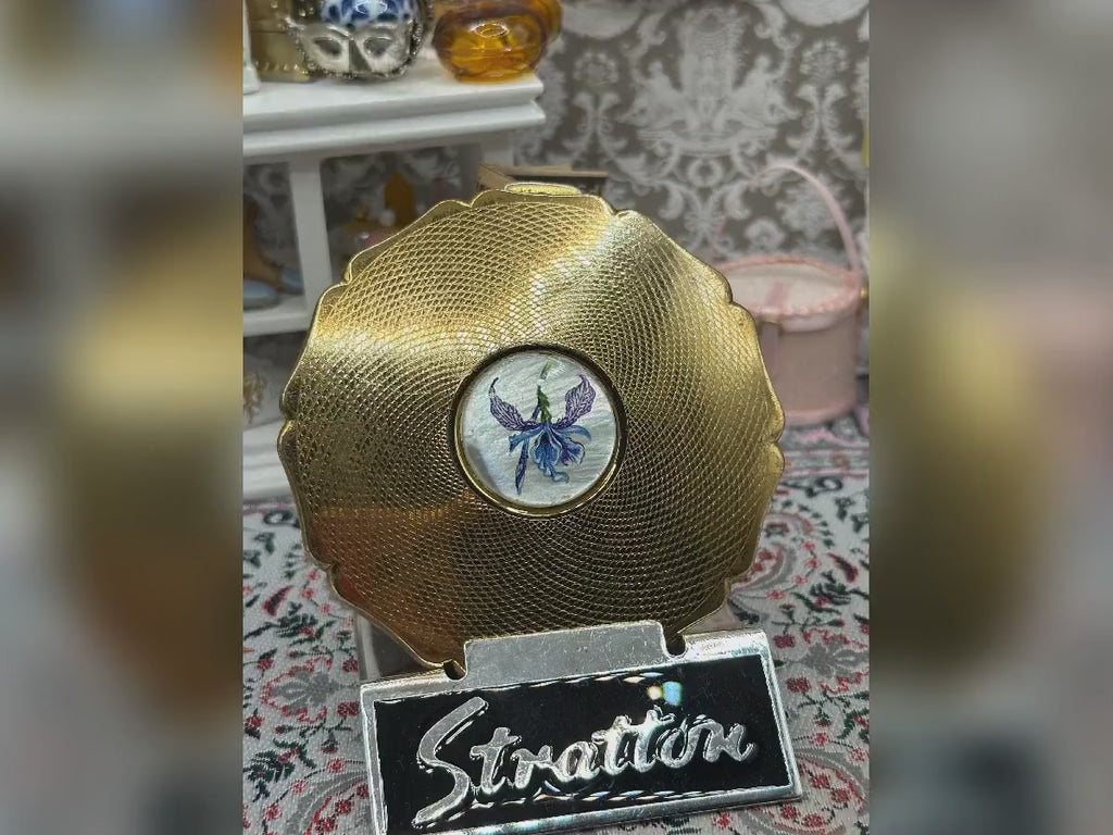 Stratton powder compact 1950s gold tone mother of pearl floral 7.5cm vintage scalloped edge