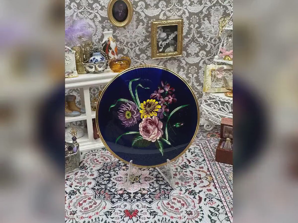Vintage Floral & Gold Powder Compact – Unused, 7.5cm, Black Felt Pouch Included