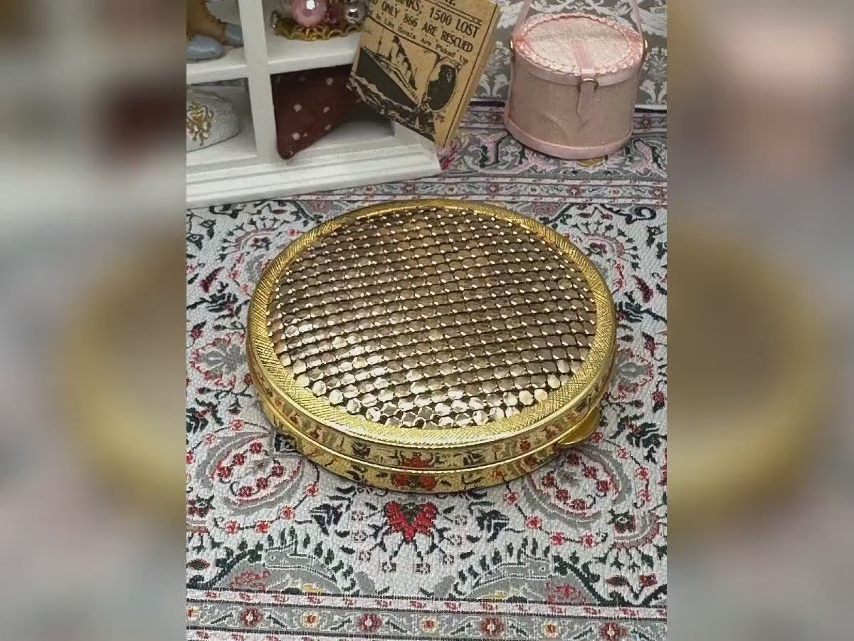 Vintage Mesh Top Gold Tone Powder Compact with Mirror