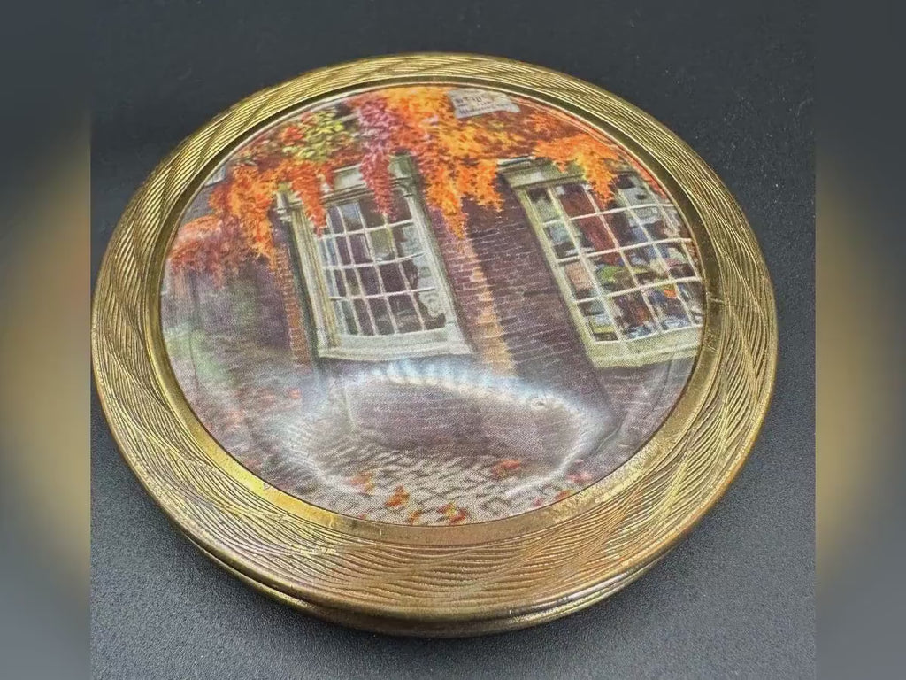 1950s Vintage Pygmalion Collectible powder compact with Original Mirror, Cottage Scene Retro Beauty Vanity