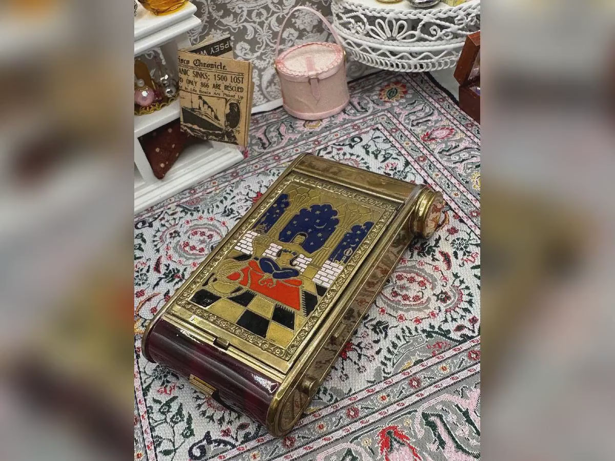 German Art Deco Camera Compact – Vintage Powder Compact with Manicure Set, Rare Collectable