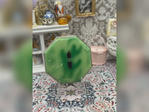 Gwenda Green Art Deco Powder Compact Vintage Octagonal Collectable