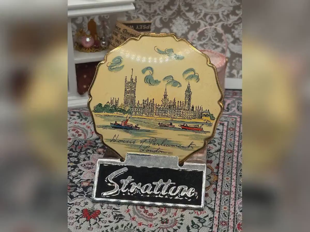 Vintage Stratton Houses of Parliament Powder Compact – Cream Enamel – London Souvenir – c.1950s